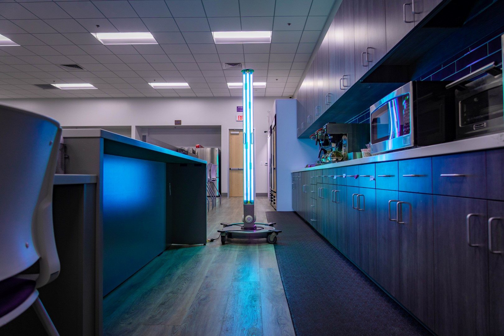 Ultraviolet Germicidal Irradiation irradiation display in office